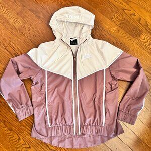 NIKE WOMENS  SPORTSWEAR  WINDRUNNER  WOVEN HOODED JACKET  883495 298